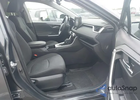 2022 Toyota Rav4 Xle z USA, uszkodzony, nr VIN 2T3P1RFV3NW278641